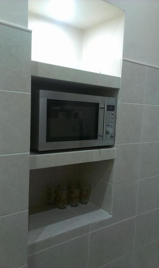 White Tiger In Center Of Tbilisi Apartment Luaran gambar
